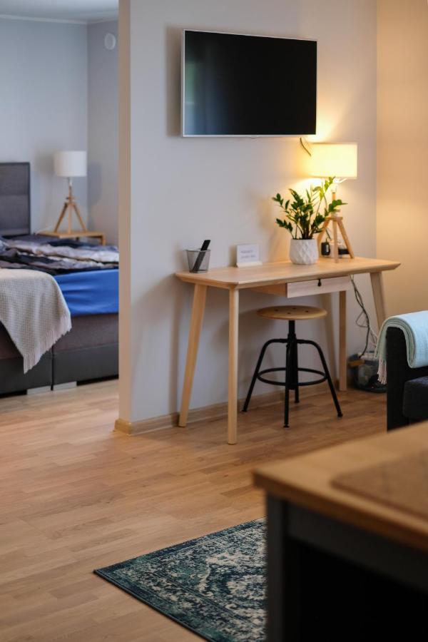 Ohtu Poik 2 City Center Basement Apartment Parnu Ngoại thất bức ảnh